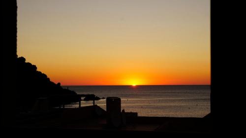 Cerbere Apartamento | Beachside Apartment - Sleeps 2