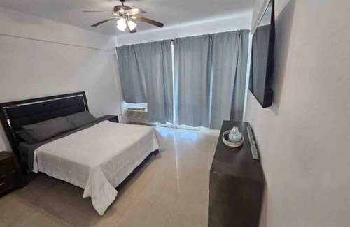 Cerro Gordo Apartamento | Beachside Bliss a block from the Beach!