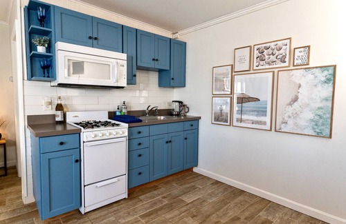 Hampton Condominio | Beachside Bliss: Hampton North Beach Condo