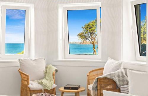 Bondi Beach Apartamento | Beachside Boho Retreat by Sydney Dreams