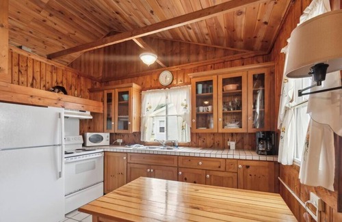 Greenbush Casa | Beachside Cottages for Groups- Sleeps up to 40!