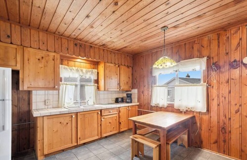 Greenbush Casa | Beachside Cottages for Groups- Sleeps up to 40!