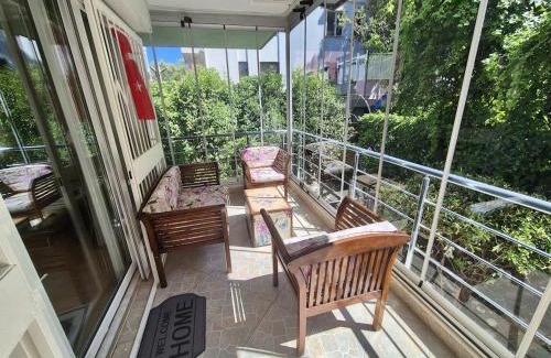 Altnkum Mahallesi Apartamento | Beachside Duplex with Patio