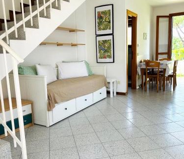Mazzorno Sinistro Casa | Beachside Family Garden Retreat