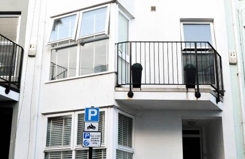 Kemptown Casa | Beachside House