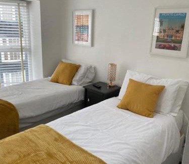 Kemptown Casa | Beachside House