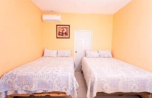 Bull Bay Casa | Beachside Jamaican Haven