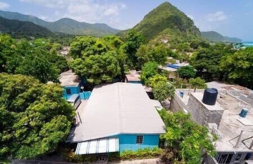 Bull Bay Casa | Beachside Jamaican Haven