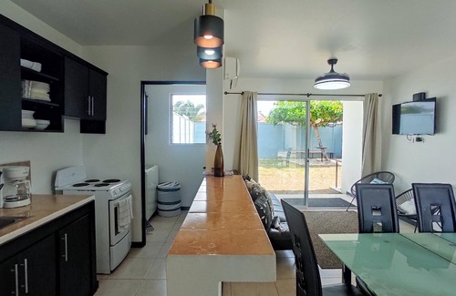Bejuco Apartamento | La felicidad junto a la playa: 3BR Condo, piscina, barbacoa, cerca de todo!