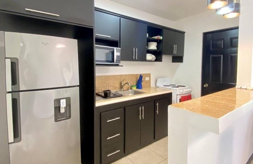 Bejuco Apartamento | La felicidad junto a la playa: 3BR Condo, piscina, barbacoa, cerca de todo!