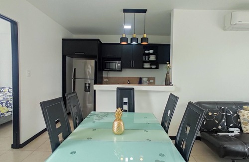 Bejuco Apartamento | La felicidad junto a la playa: 3BR Condo, piscina, barbacoa, cerca de todo!