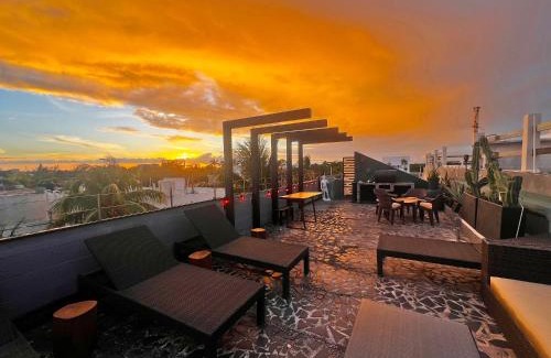 Puerto Morelos Apartamento | Beachside Oasis ! Spacious ½ block from the Beach