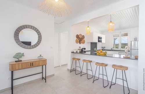 Sainte-Anne Casa | Beachside Seahorse