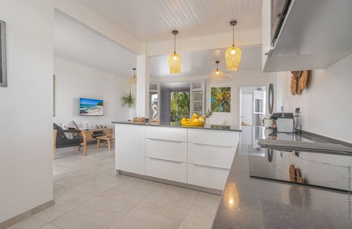 Sainte-Anne Casa | Beachside Seahorse