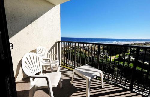 Litchfield by the Sea Casa | Beachside Serenity Inviting 2BR Resort Amenities