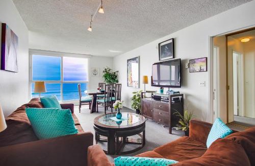 North Pacific Beach Casa | Beachview Condo
