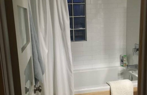 Port Weller Casa | BeachView in the city (Niagara falls minutes away)