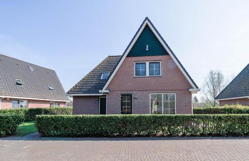 Makkum Villa | Beachvilla XL - 12 personen