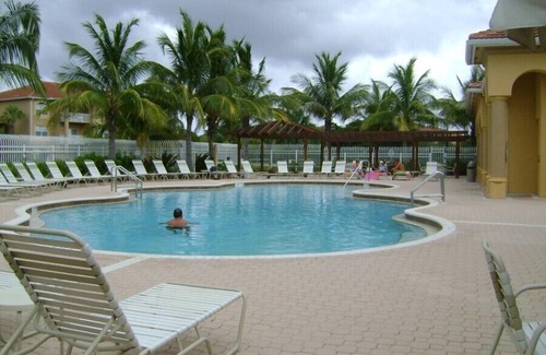 Iona Condominio | Beachwalk 111 in Fort Myers