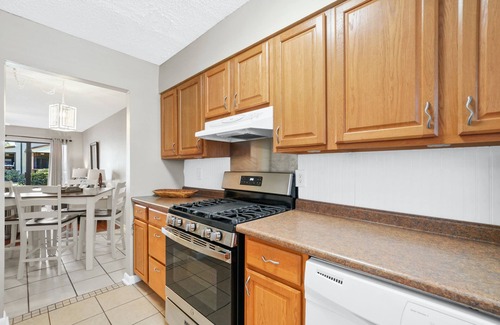 West Panama City Beach Condominio | Beachwalk Resort by Panhandle Getaways