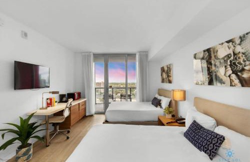 Hallandale Beach Hotel | Beachwalk Studio Amazing View Pininfarina Design