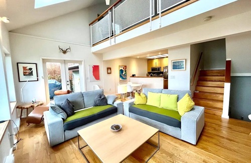 Ucluelet Cabina | Beachwood-Home near Pacific Rim National Park