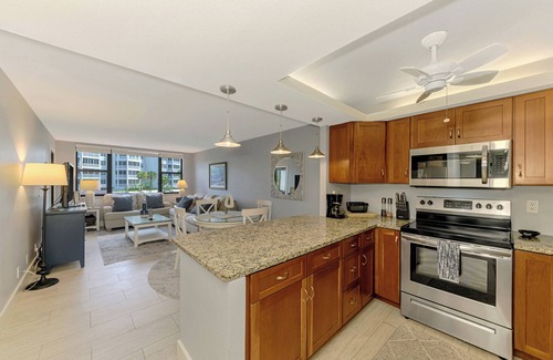 Downtown Condominio | Beachy 1 bedroom/1 bath unit - Fully equipped for your beach vacation!