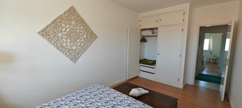 Praia de Santa Cruz Apartamento | Beachy 2Bdrm in Santa Cruz w/stunning Ocean View!