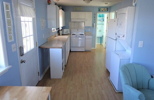 Ocean City Beach Casa | Beachy Day - Sunny, Bright and Charming Beach Bungalow