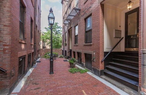Beacon Hill Apartamento | Beacon Hill Studio with Full Kitchen, Close to MGH, Train, Boston Common