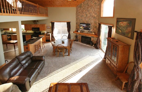Kendall Casa | Beagle Beach + bañera de hidromasaje + alquiler de pontones disponibles