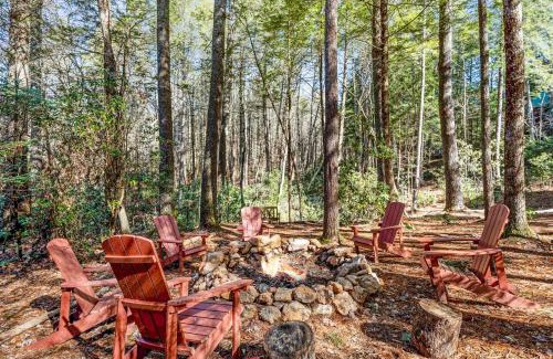 Epworth Casa | Bear Creek - Fightingtown Creek - Creek Views on Fightingtown Creek, Hot Tub, Game Room, Fireplaces - Epworth, GA