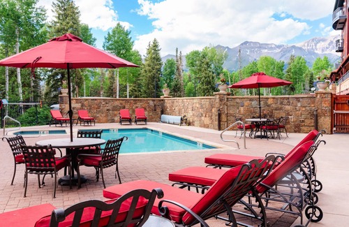 Mountain Village Condominio | Bear Creek Lodge 208a 1 Bedroom Condo by Alpine Lodging Telluride