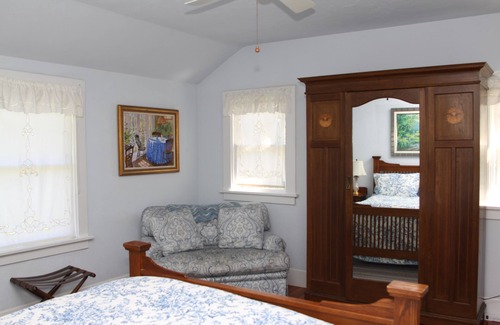 Calistoga Cama Y Desayuno | Bear Flag Inn