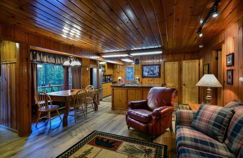 North Wawona Cabina | Bear Foot Pines