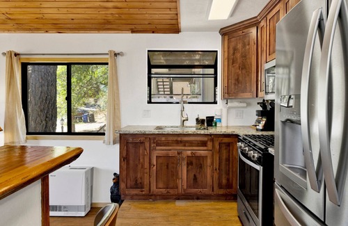 Sugarloaf Cabina | Bear Forest Cabin #2553
