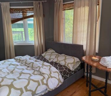 Arden Otro | Bear Lake Cottage