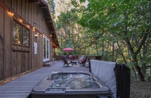 Leavenworth Casa | Bear Paw by NW Comfy Cabins