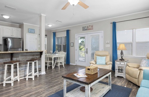 Ono Island Casa | Bear Point Has It All – A Pet-Friendly Getaway!