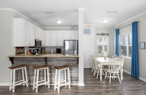 Ono Island Casa | Bear Point Has It All – A Pet-Friendly Getaway!