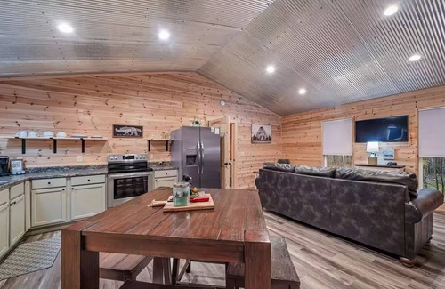 Fort Payne Cabina | Bear's Den