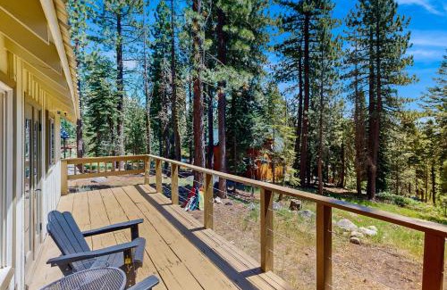 Arnold Casa | Bear Valley Cozy Cabin