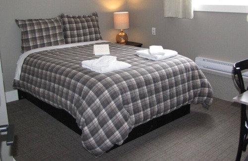 Stewart Condominio | Bear Valley King Suite - habitación de cama doble Stewart Mountain Lodge