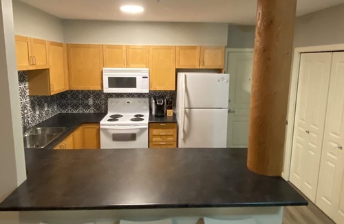 Courtenay Condominio | Bearadise suites 2 @ Mount Washington