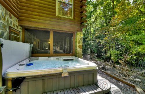 Blue Ridge Casa | Bearfoot Bend Cabin in Blue Ridge