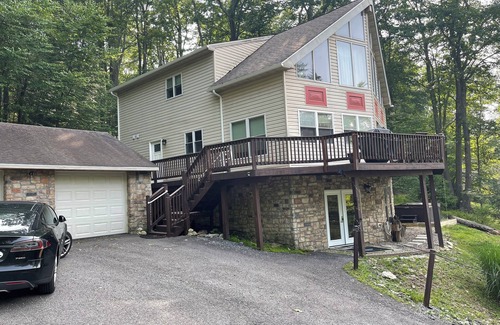 Thayerville Chalet De Esquí | Bearly Believable By The Lake & WISP hot-tub/pets