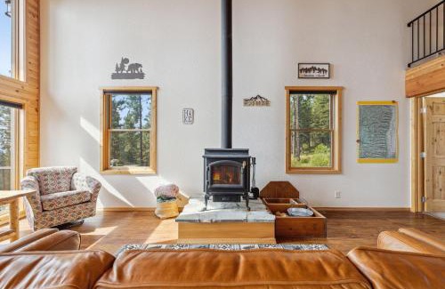 Victor Casa | Bearlythere High Mountain Retreat