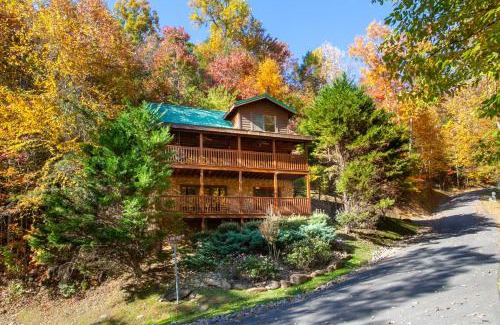 Black Bear Falls Casa | Bears Corner w/Hot Tub, Arcade & Community Pool!