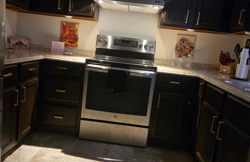 Great Falls Casa | Bears Den 4-bedroom house with AC in Great Falls