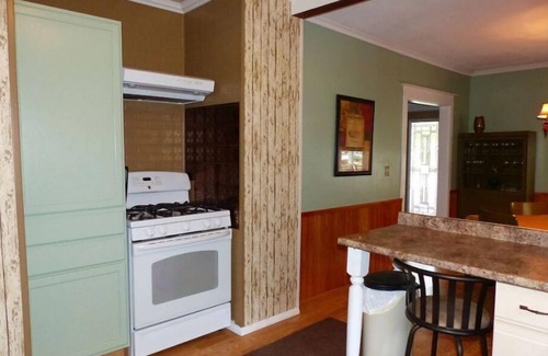Thendara Casa | Bears Den vacation home 1 minute from downtown Old Forge